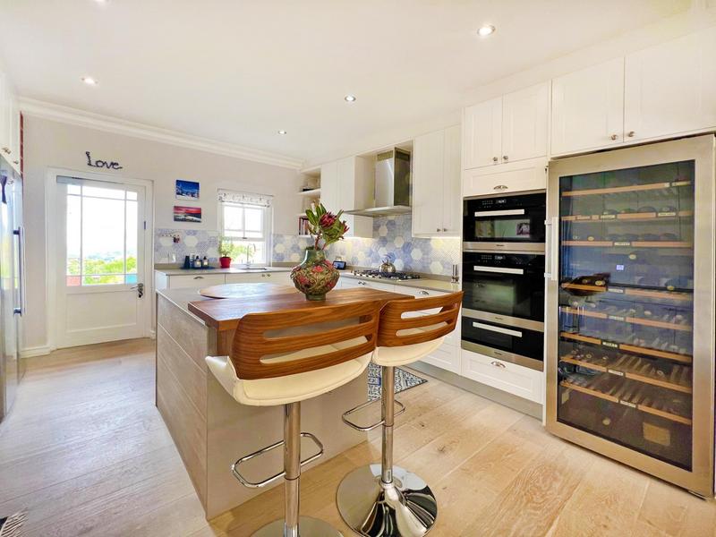 5 Bedroom Property for Sale in Ruyteplaats Western Cape